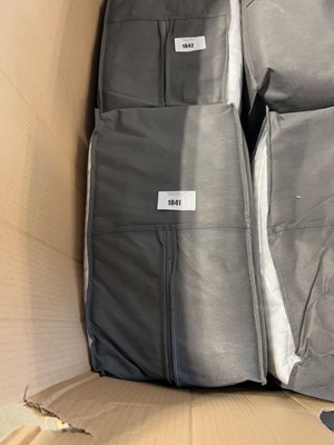 Lot 1841 - 2 Snuggledown Hotel Collection Luxurious Extra...