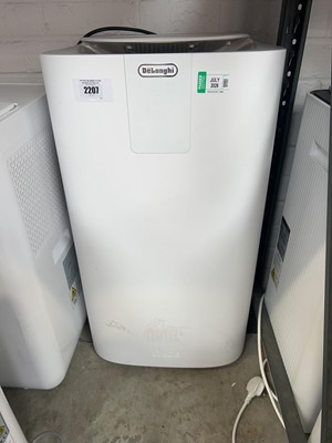 Lot 2207 - Delonghi Pinguino air conditioner