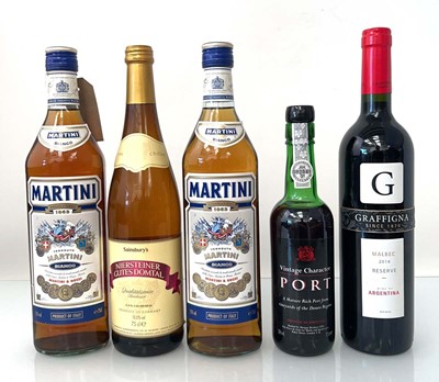 Lot 236 - 5 various bottles, 2x Martini Bianco vermouth...