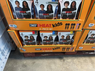 Lot 1680 - Box of kids 32 Degree Heat 4pce sets