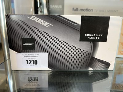 Lot 1210 - Boxed Bose Soundlink SE speaker