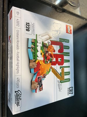 Lot 1220 - LEGO 43012 Cristiano Ronaldo - Football...
