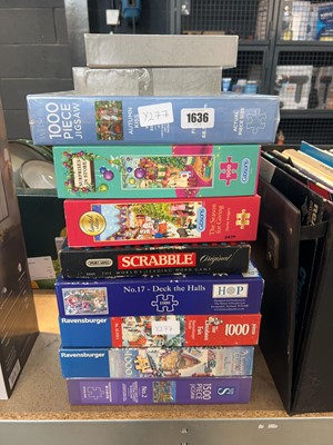 Lot 1636 - Stack of jigsaw puzzles