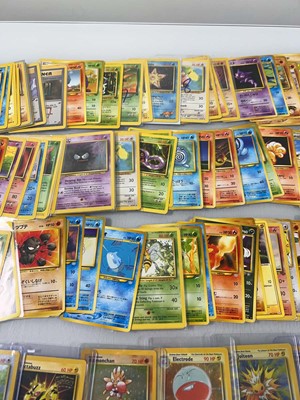 Lot 1486 - Large quantity of vintage Pokémon cards from...