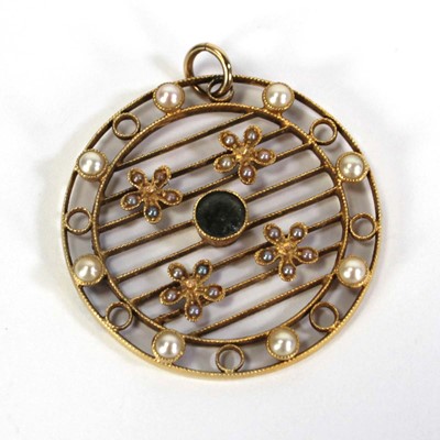 Lot 722 - An Edwardian yellow metal openwork pendant of...