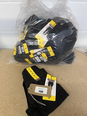 Lot 1823 - Approx 30x Ladies brushed capri leggings