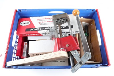 Lot 2858 - Crate of reloading equipment to include powder...
