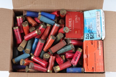 Lot 2032 - (S2) Box of assorted cartridges, mainly 12 bore