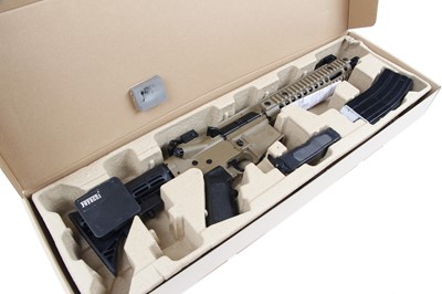 Lot 1629 - 4.5mm BB Crosman R1 Co2 air rifle, boxed with...