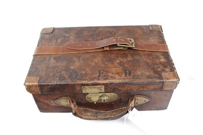 Lot 1472 - Leather cartridge magazine, 5 internal...