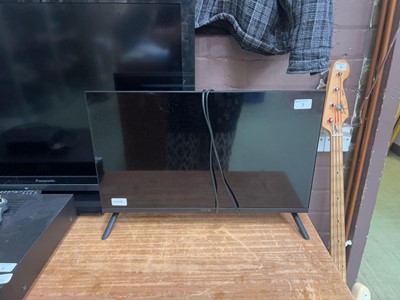 Lot 7 - Hye 24" flat screen TV