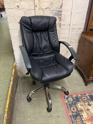 Lot 14 - Black upholstered swivel office armchair