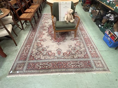 Lot 109 - Large beige ground rug