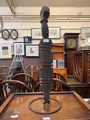 Lot 117 - Carved totem on support