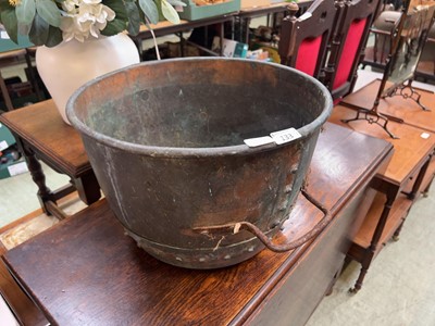 Lot 133 - Copper wash pot