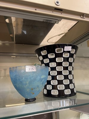Lot 315 - An art glass bowl with aquatic decoration,...