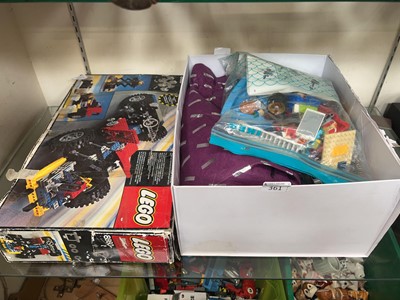 Lot 361 - A box containing an assortment of loose LEGO...