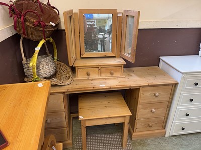 Lot 193 - A pine dressing table with six drawers and...