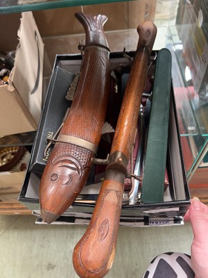 Lot 433 - A box of various paper letter openers, carving...