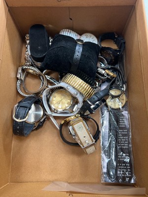 Lot 441 - A box of various wristwatches
