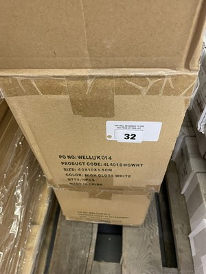 Lot 32 - 4 boxes of 10 Top Shelf high gloss floating...