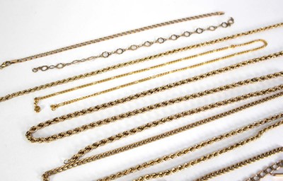 Lot 767 - A group of 9ct yellow gold and yellow metal...