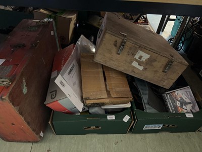 Lot 485 - Two trays and two boxes containing a large...