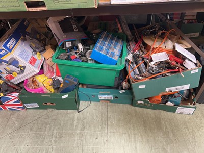 Lot 510 - An underbay containing a large assortment of...