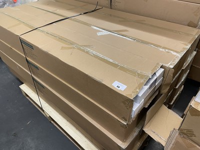 Lot 50 - 12 boxes of 3 Mastershelf oak finish floating...