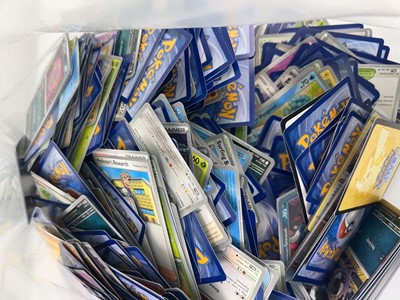 Lot 1784 - Bag containing quantity of loose Pokémon...