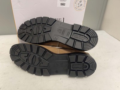 Lot Mongrel Boots UK13 vintage brown K9 elastic...