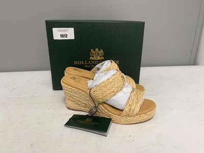 Lot Holland Cooper size 7 amalfi wedge espadrille...