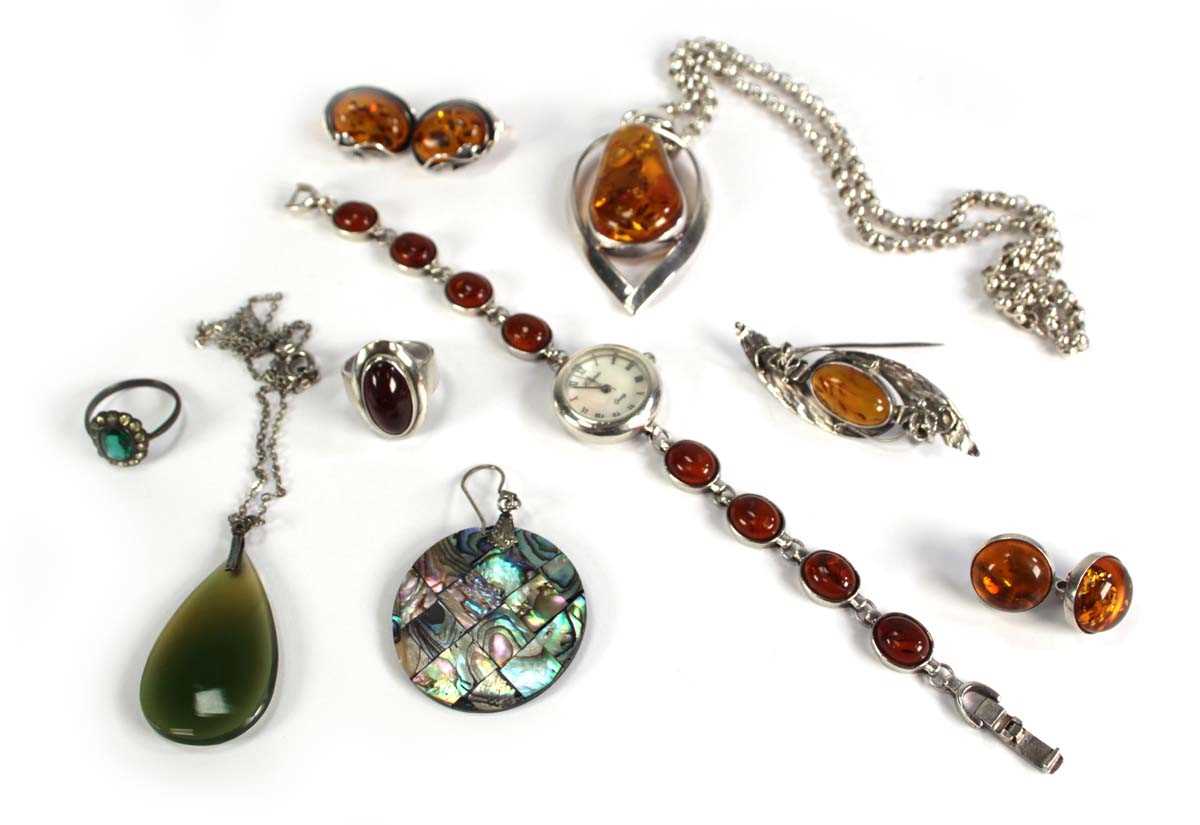 Lot 779 - A group of silver and metalware mounted...