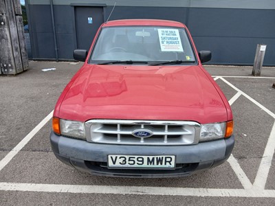Lot (V359 MWR) 2000 Ford Ranger Super Cab RWD...