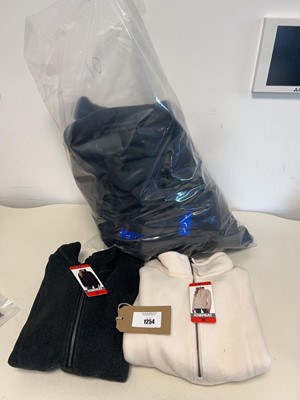 Lot 1816 - Approx. 10 ladies 1/2 zip fleeces by 32 Degree...
