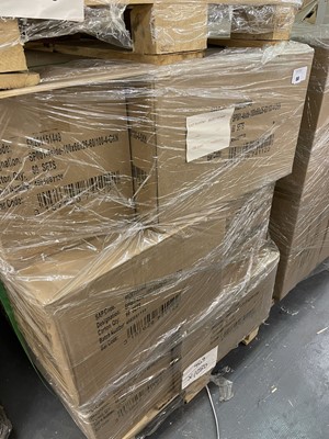 Lot 80 - 18 boxes each containing 60 sets of 4 Oakey...