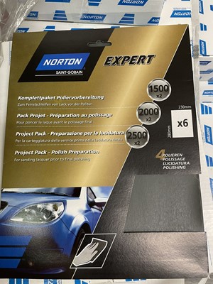 Lot 90 - Approx. 100 boxes of Norton Expert project...