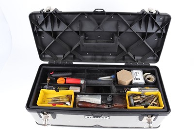 Lot 1364 - Range box with various tools and accessories