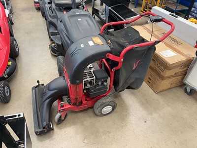 Lot 4132 - Yard machine MTD50 walk behind petrol chipper...