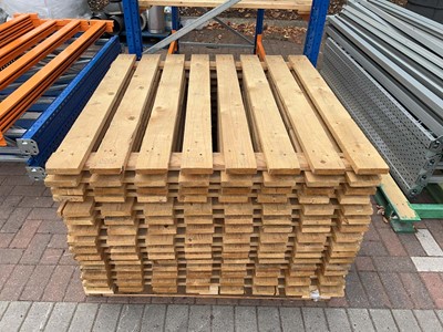 Lot 4227 - Warehouse metal boltless rack with slatted...