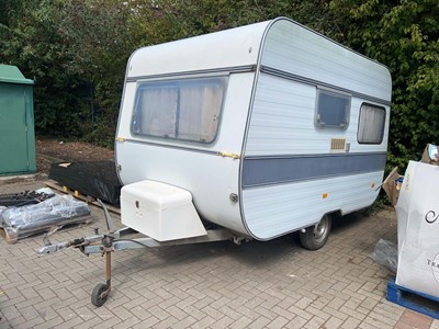 Lot 4236 - Single axle touring caravan