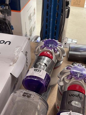 Lot 3213 - Handheld Dyson V8 Advanced, with battery and...