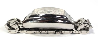 Lot 451 - A gentleman's stainless steel King...