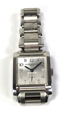 Lot 457 - A gentleman's stainless steel Hampton...