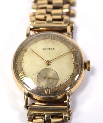 Lot 459 - A gentleman's 9ct yellow gold wristwatch by...