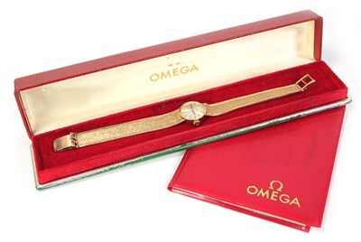 Lot 465 - A ladies 9ct yellow gold wristwatch by Omega,...