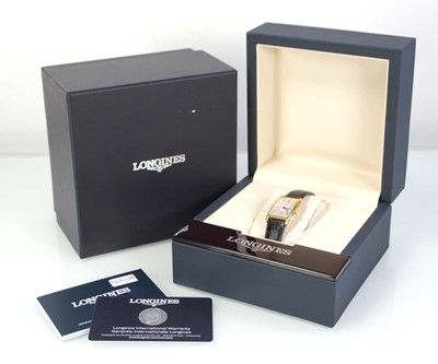 Lot 466 - A ladies 18ct yellow gold Dolce Vita...