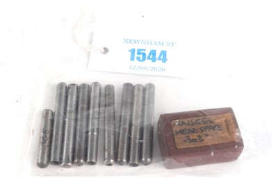 Lot 1544 - Two .303 headspace gauges and nine bore gauges...