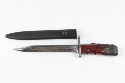 Lot 1218 - No.7 Mk1/L knife bayonet with scabbard