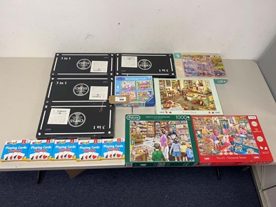 Lot 3331 - 14 x boxed games and puzzles, includes playing...